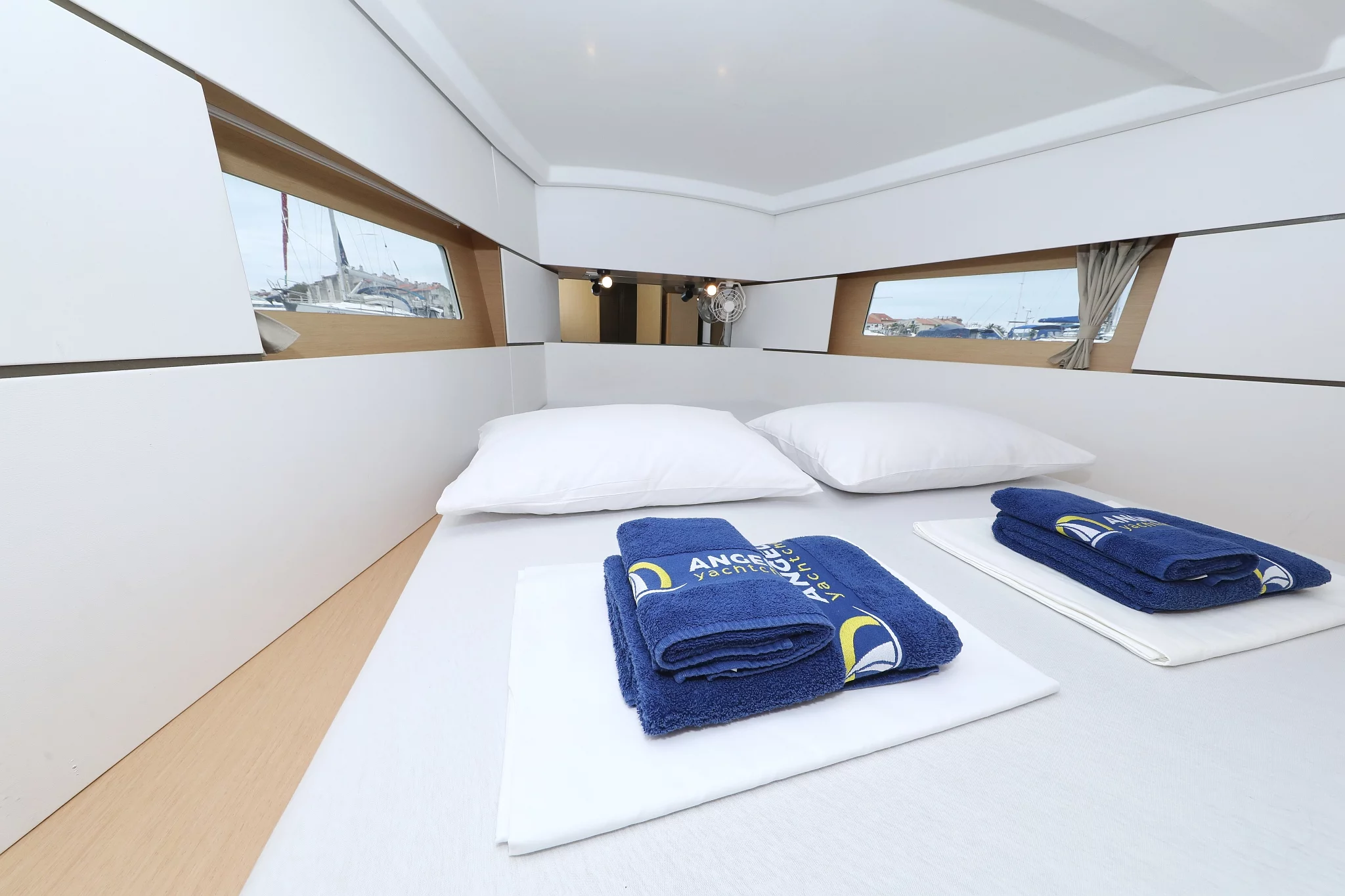 Oceanis 38 - 3 cab. (One)  - 42