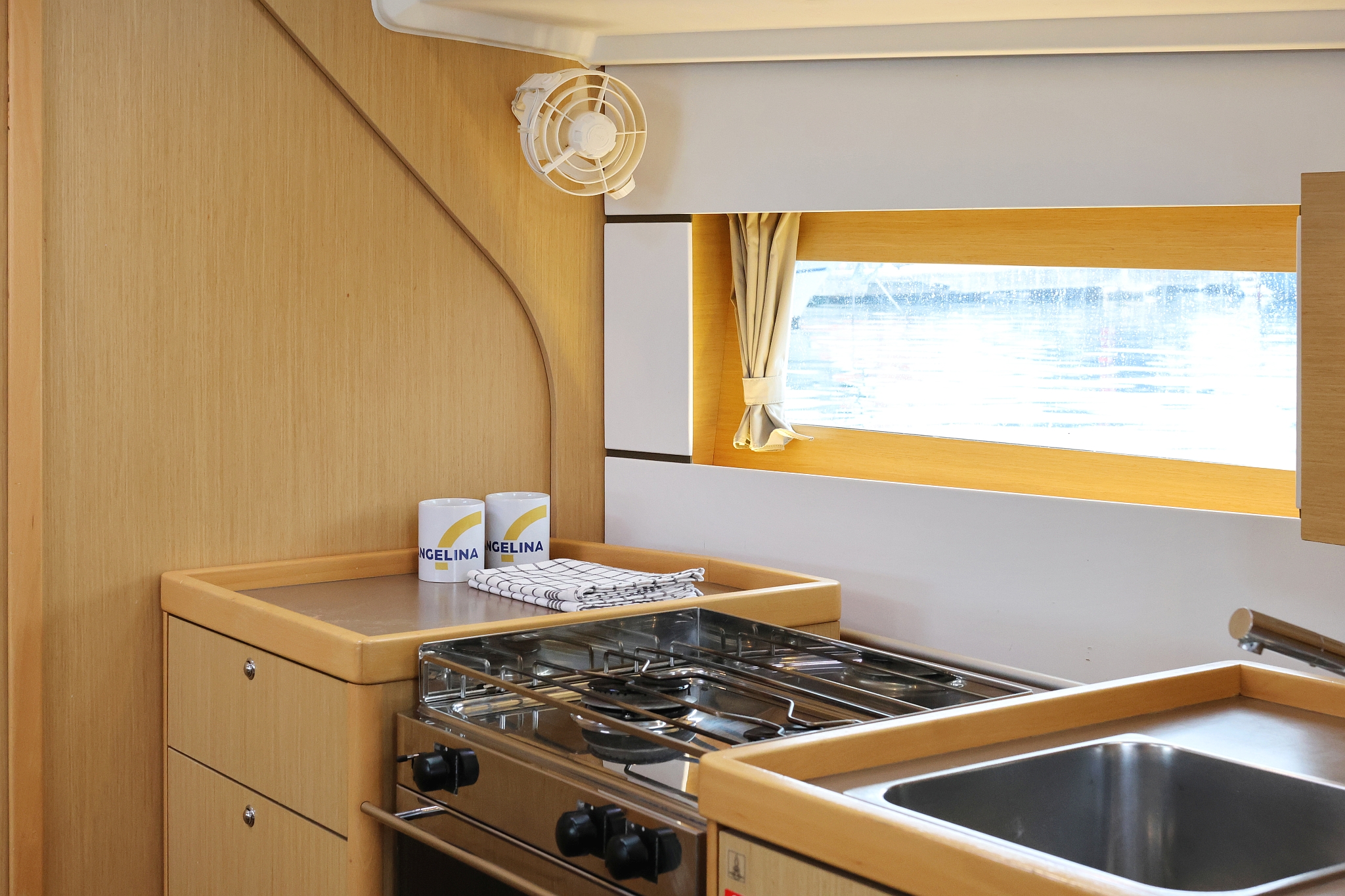 Photo #4 - Oceanis 38 - 3 cab. (One) in Biograd - 30535