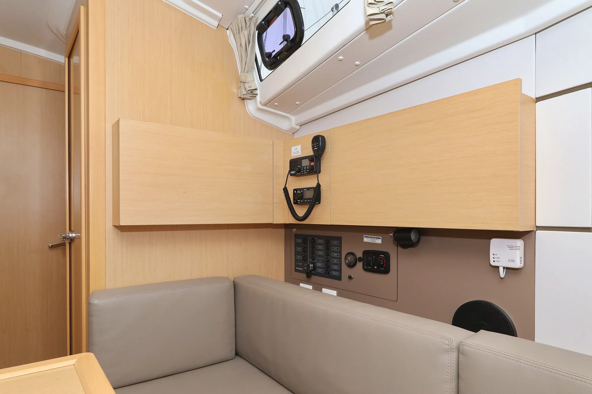 Oceanis 38 - 3 cab. (One)  - 5