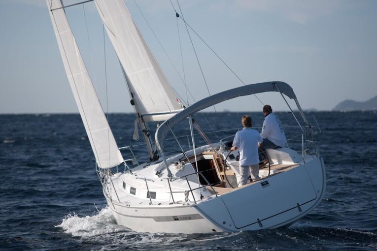 Photo #4 - Bavaria Cruiser 32 (Sax) in Trogir - 30547