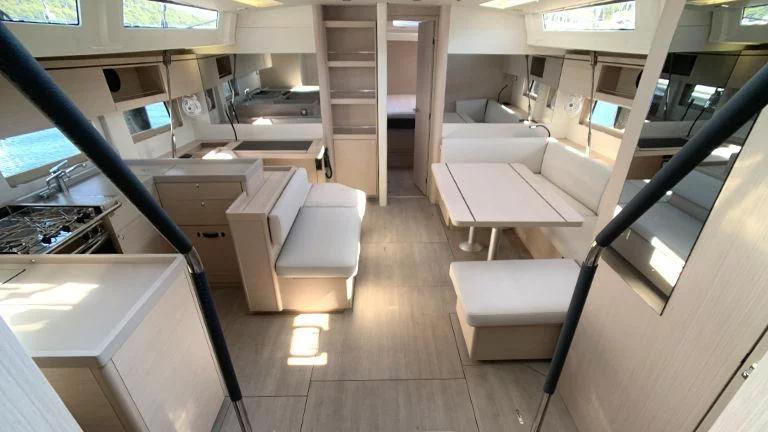 Oceanis 51.1 - 3 + 1 cab. (Cloudy Bay)  - 15