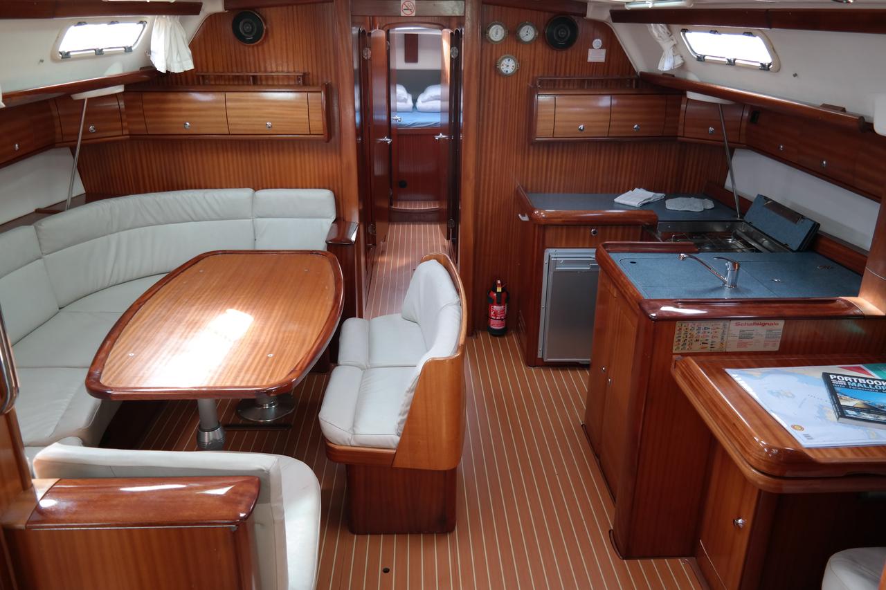 Photo #6 - Bavaria 49 (Monelli) in Korfu - 30613