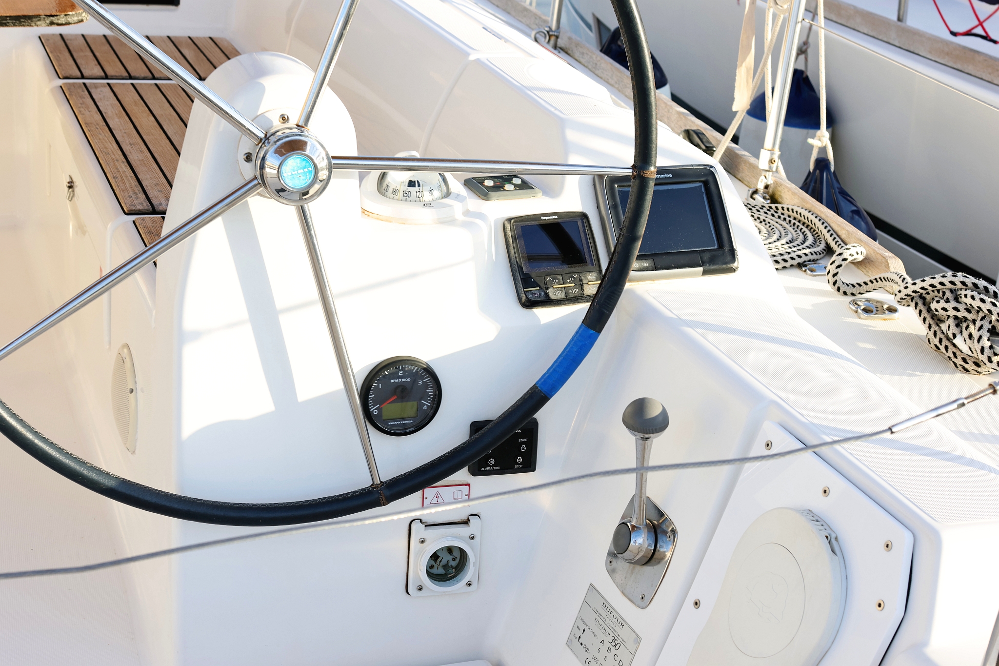 Photo #39 - Dufour 350 GL (Papillon) en Sibenik - 30622