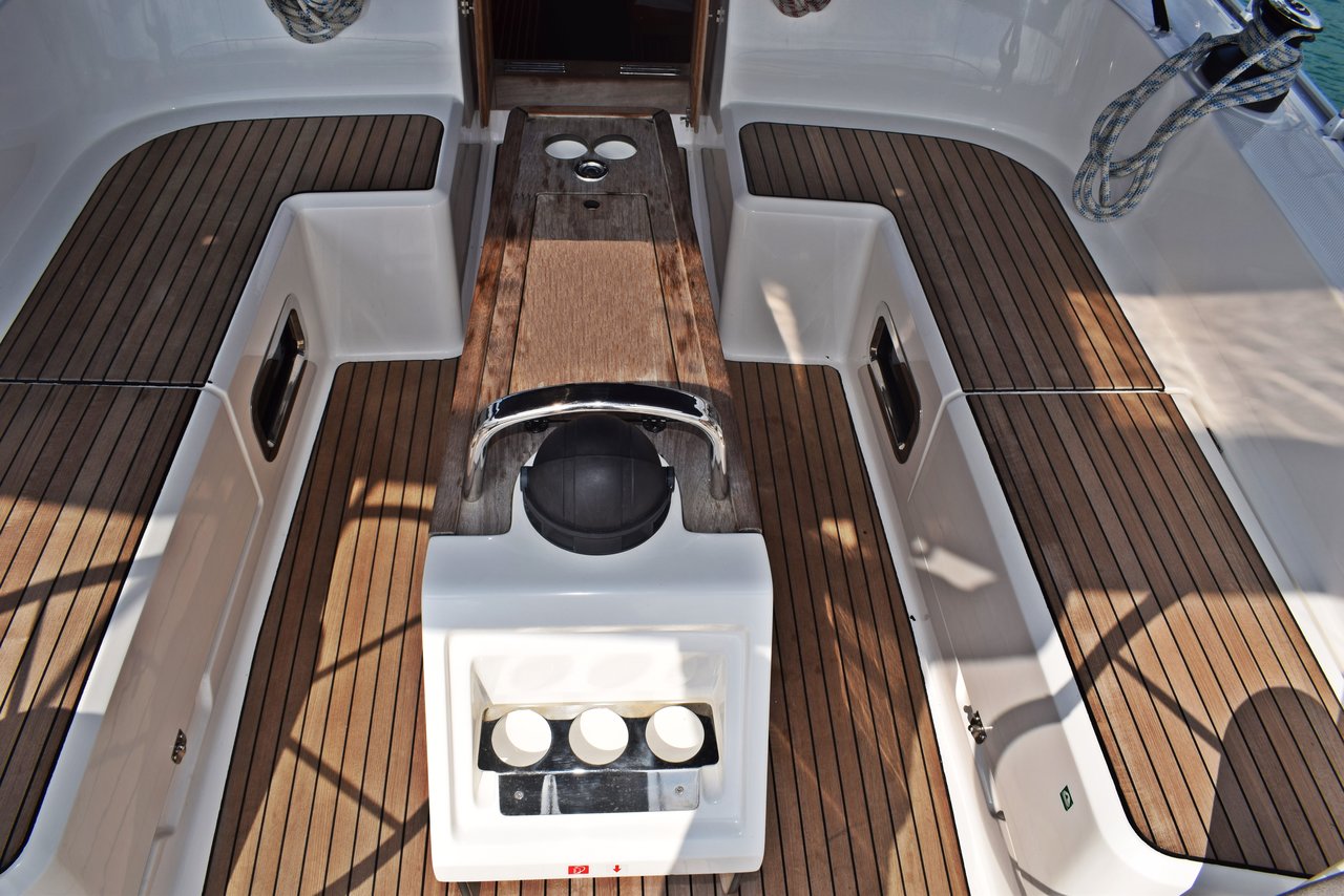 Photo #8 - Bavaria Cruiser 46 - 4 cab. (Maslinova) en Kastela - 30630