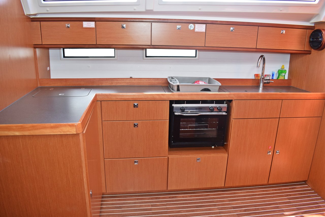 Photo #12 - Bavaria Cruiser 46 - 4 cab. (Maslinova) en Kastela - 30630