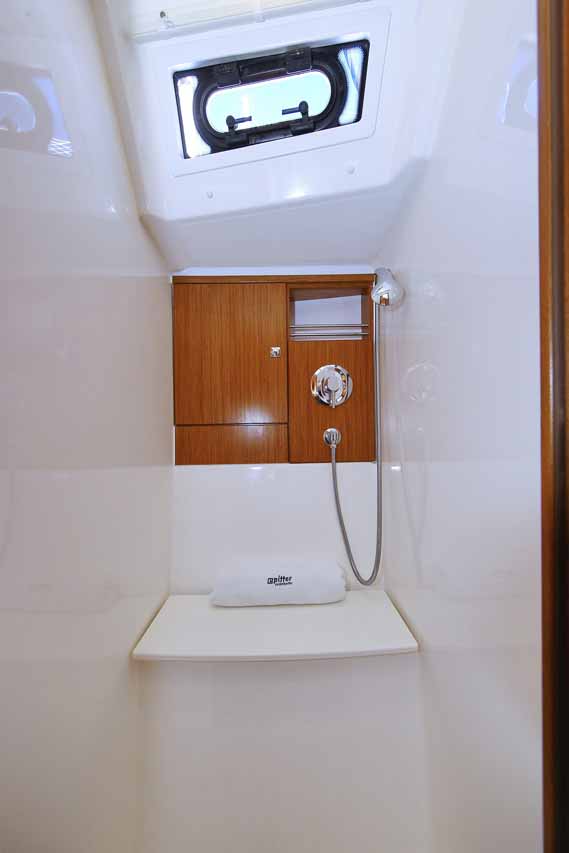 Photo #21 - Bavaria Cruiser 46 - 4 cab. (Viribus Unitis) in Pula - 30637