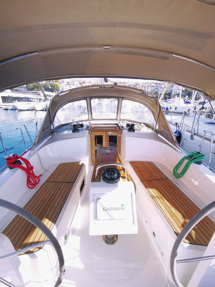 Photo #5 - Bavaria Cruiser 37 - 3 cab. (Maci) en Novi Vinodolski - 30664