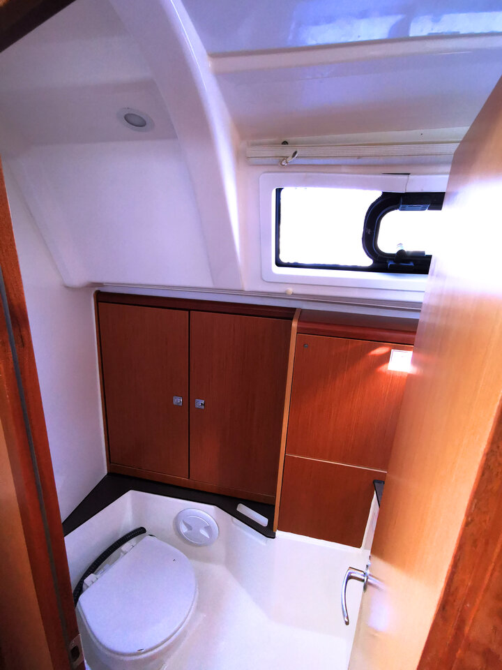 Photo #18 - Bavaria Cruiser 37 - 3 cab. (Maci) en Novi Vinodolski - 30664