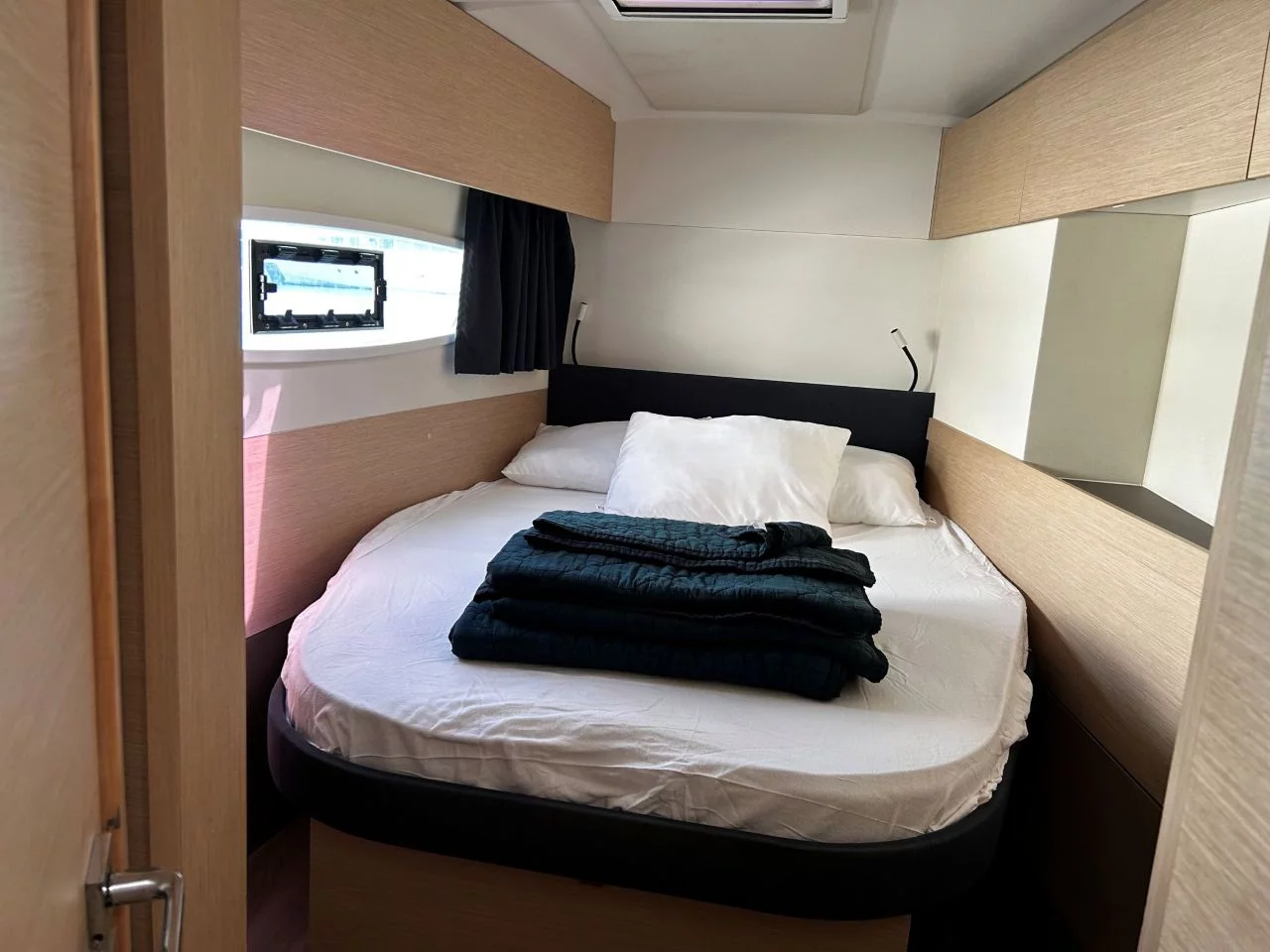 Fountaine Pajot Astrea 42 - 4 + 2 cab. (HAKUNA MATATA I)  - 7