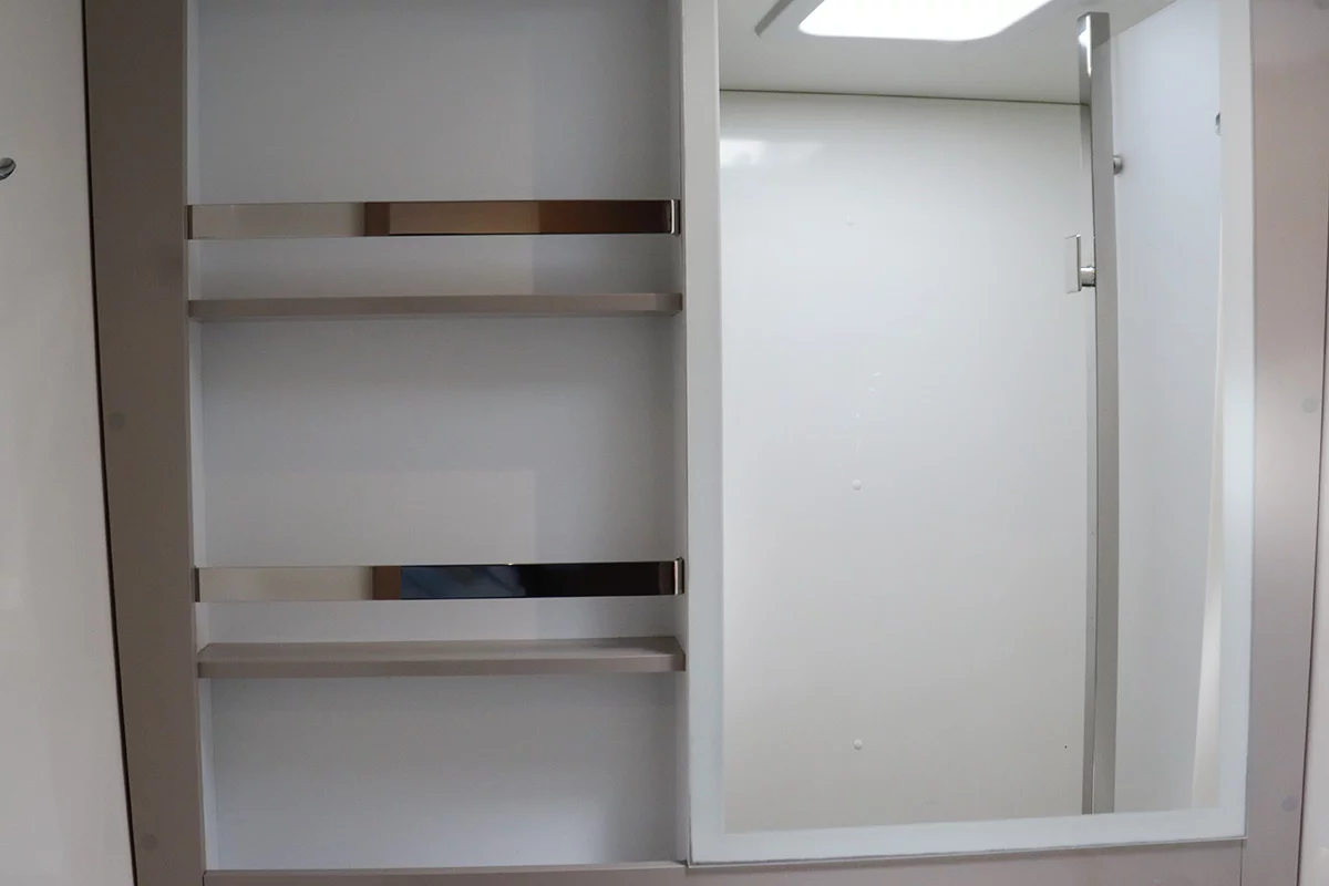 Fountaine Pajot Tanna 47 - 5 cab. (No Shoes)  - 34