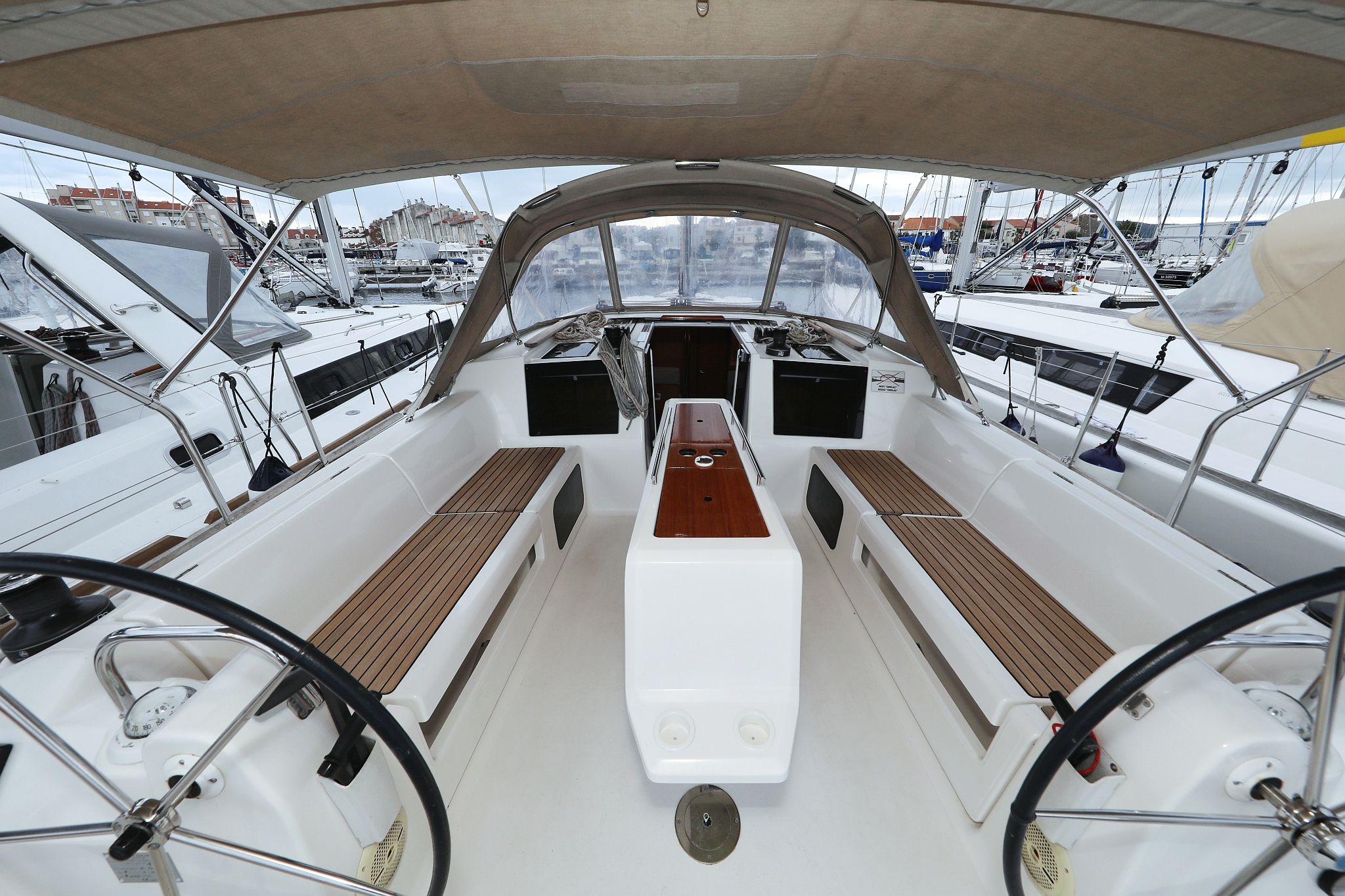 Photo #4 - Dufour 412 GL (Mona) en Trogir - 30781