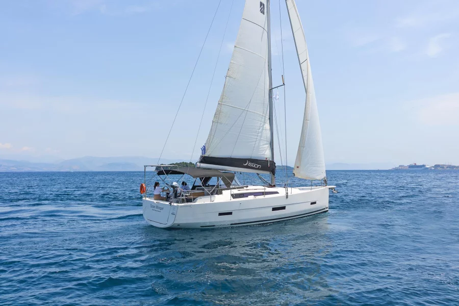 Dufour 430 (Ocean Whisper)  - 3