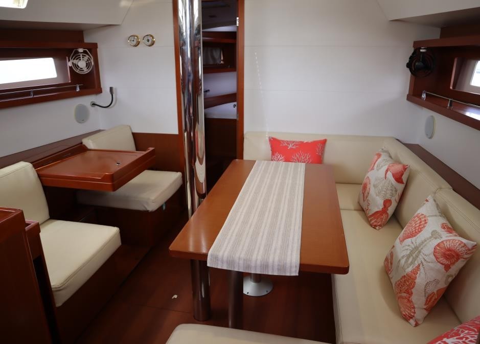 Photo #6 - Oceanis 41 (Ecstasea) en Atenas - 30794