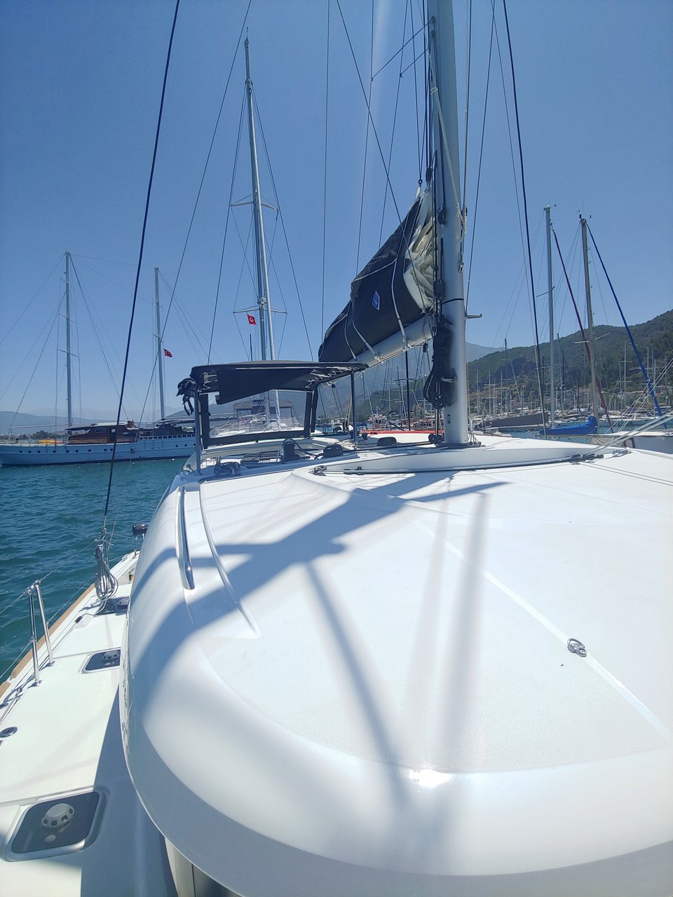 Photo #7 - Lagoon 40 - 4 cab. (Leo) in Fethiye - 30837