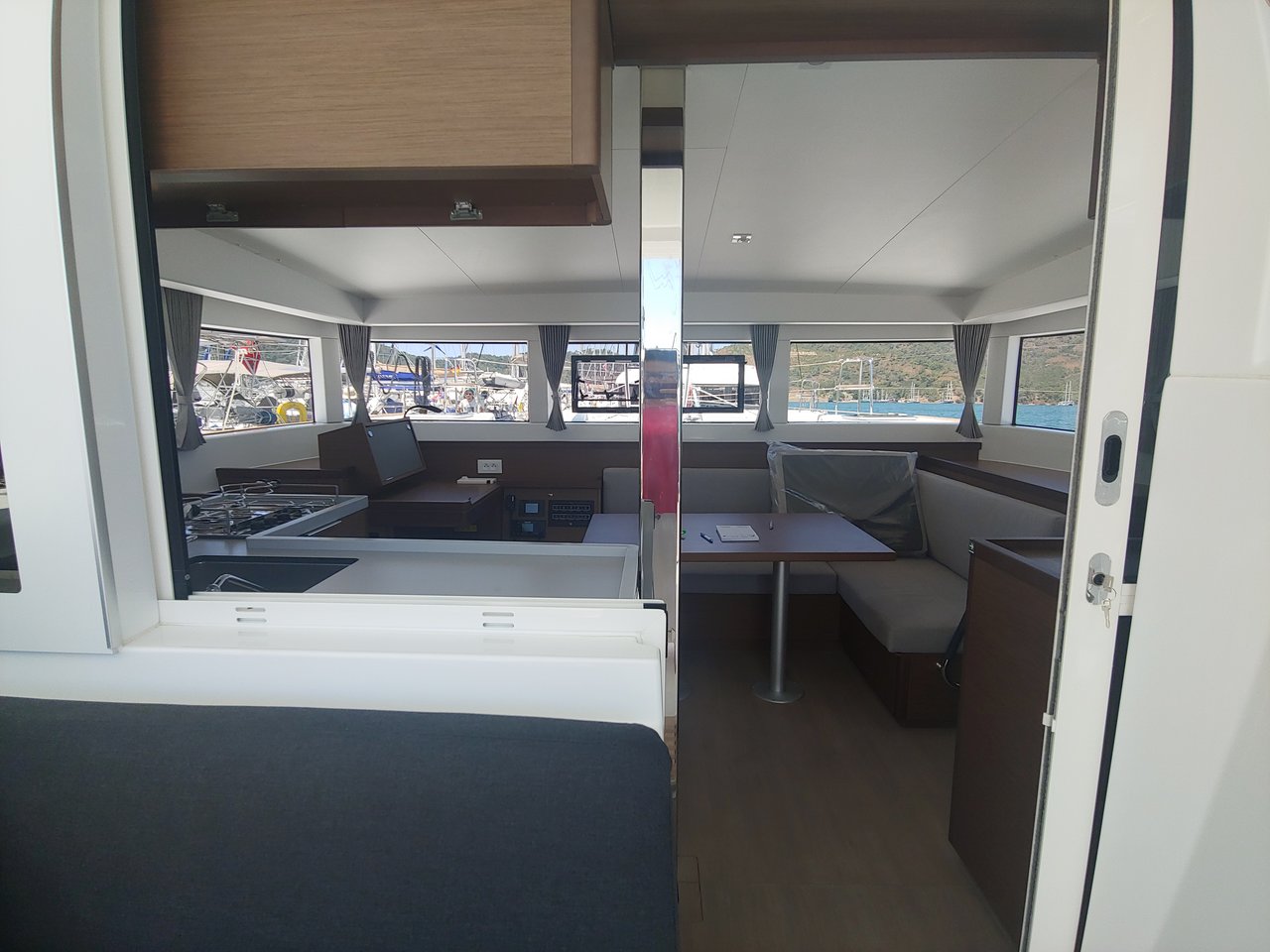 Photo #10 - Lagoon 40 - 4 cab. (Leo) in Fethiye - 30837
