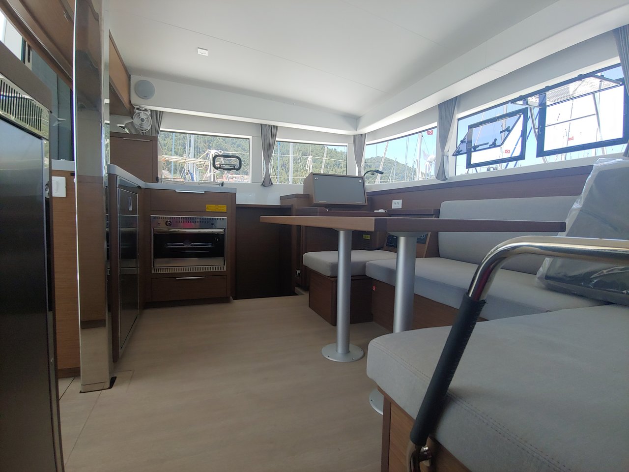 Photo #11 - Lagoon 40 - 4 cab. (Leo) in Fethiye - 30837