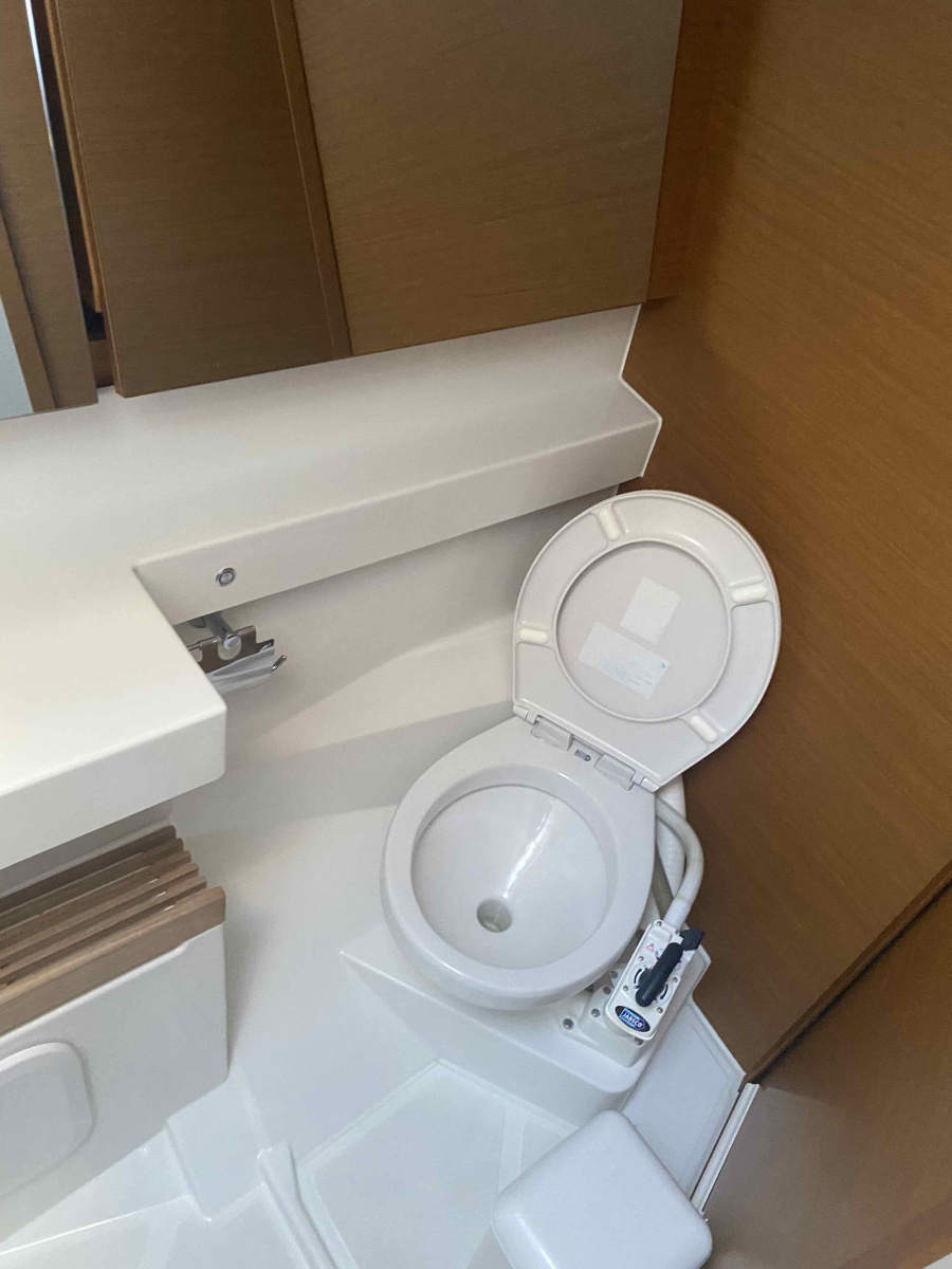 Photo #18 - Sun Odyssey 440 (Anima) in Atene - 30847