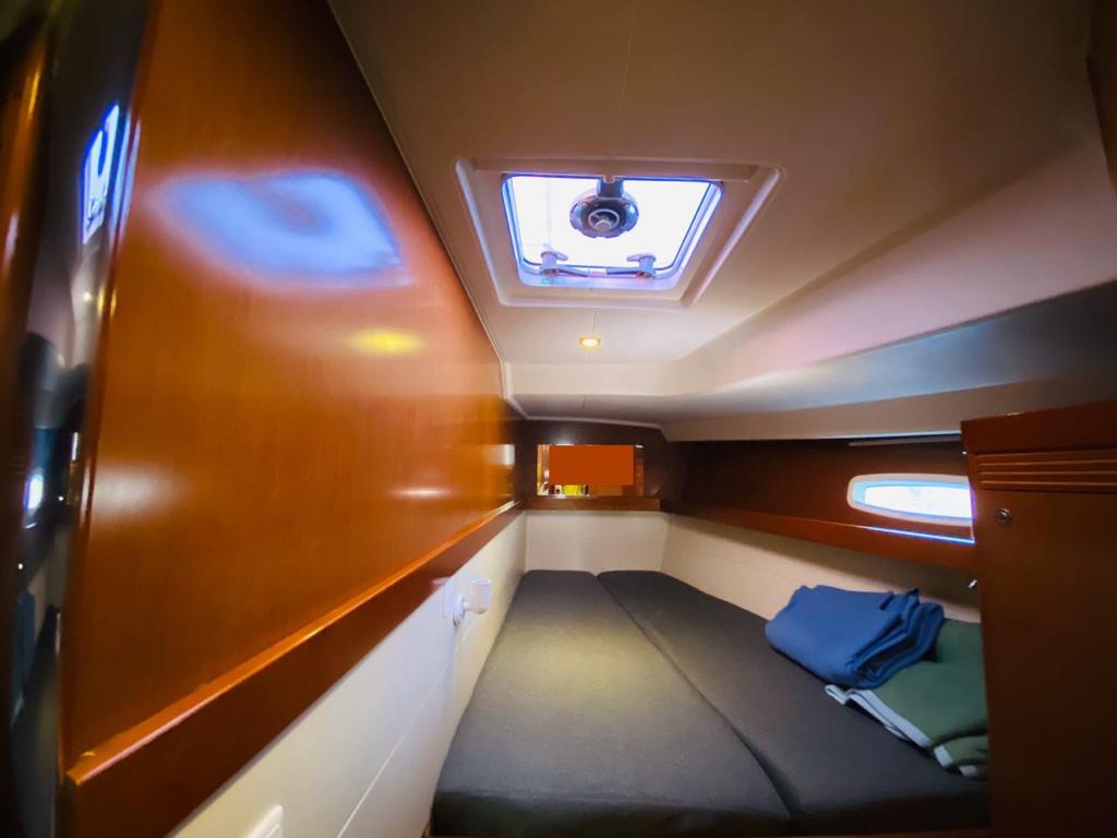 Photo #13 - Oceanis 50 Family - 5 + 1 cab. (Free Spirit) en Volos - 30899