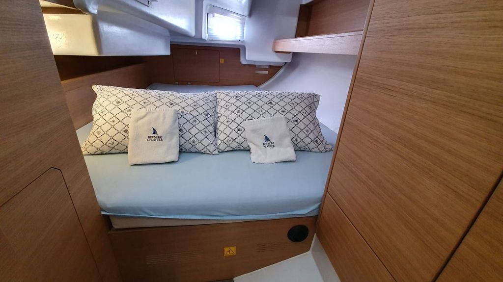 Photo #14 - Elan E4 - 2 cab. (Stella Mare) en Zadar - 30909