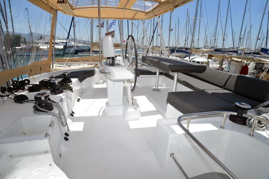 Lagoon 52 - 6 + 2 cab. (RHAPSODY)  - 5