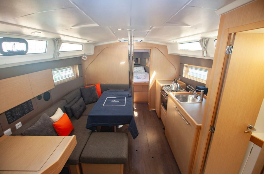 Photo #5 - Oceanis 38 - 3 cab. (Vientos) en Orhaniye - 31060