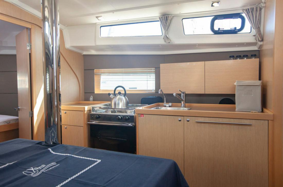 Photo #7 - Oceanis 38 - 3 cab. (Vientos) en Orhaniye - 31060