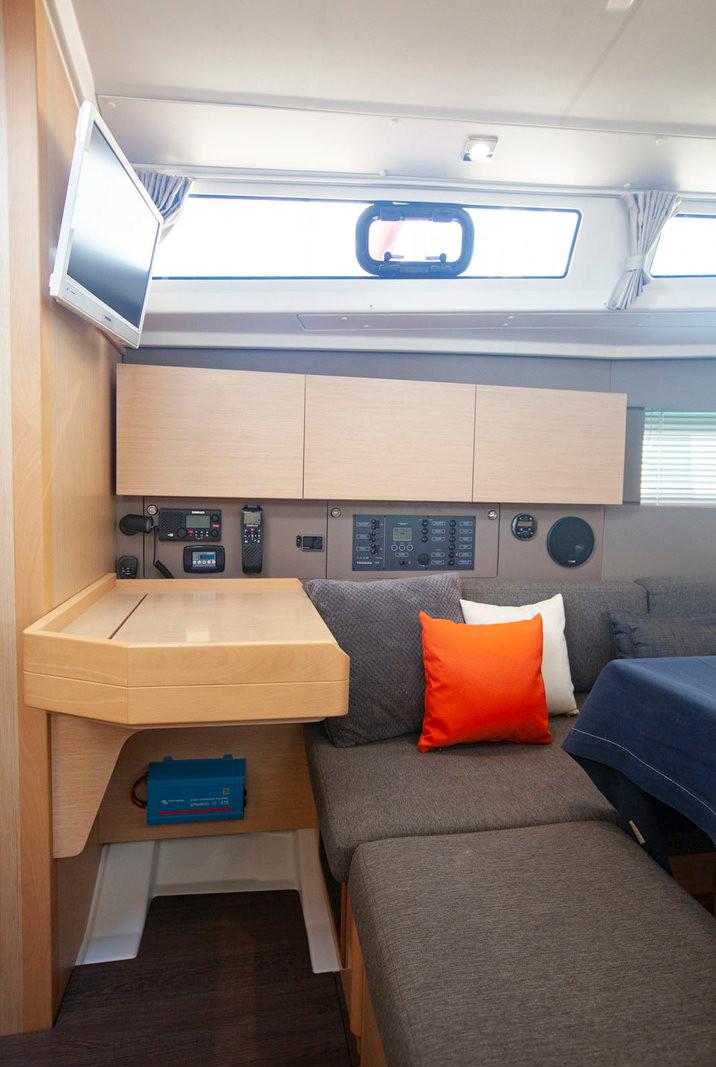 Photo #8 - Oceanis 38 - 3 cab. (Vientos) en Orhaniye - 31060