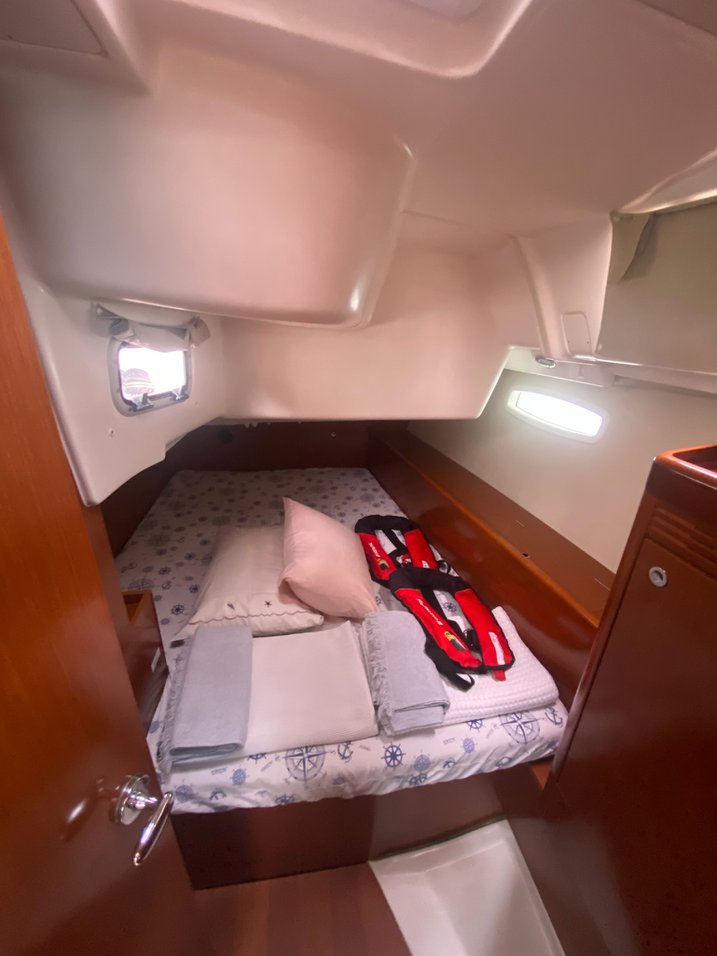 Photo #11 - Oceanis 43 - 3 cab. (Rhapsody) in Marmaris - 31065