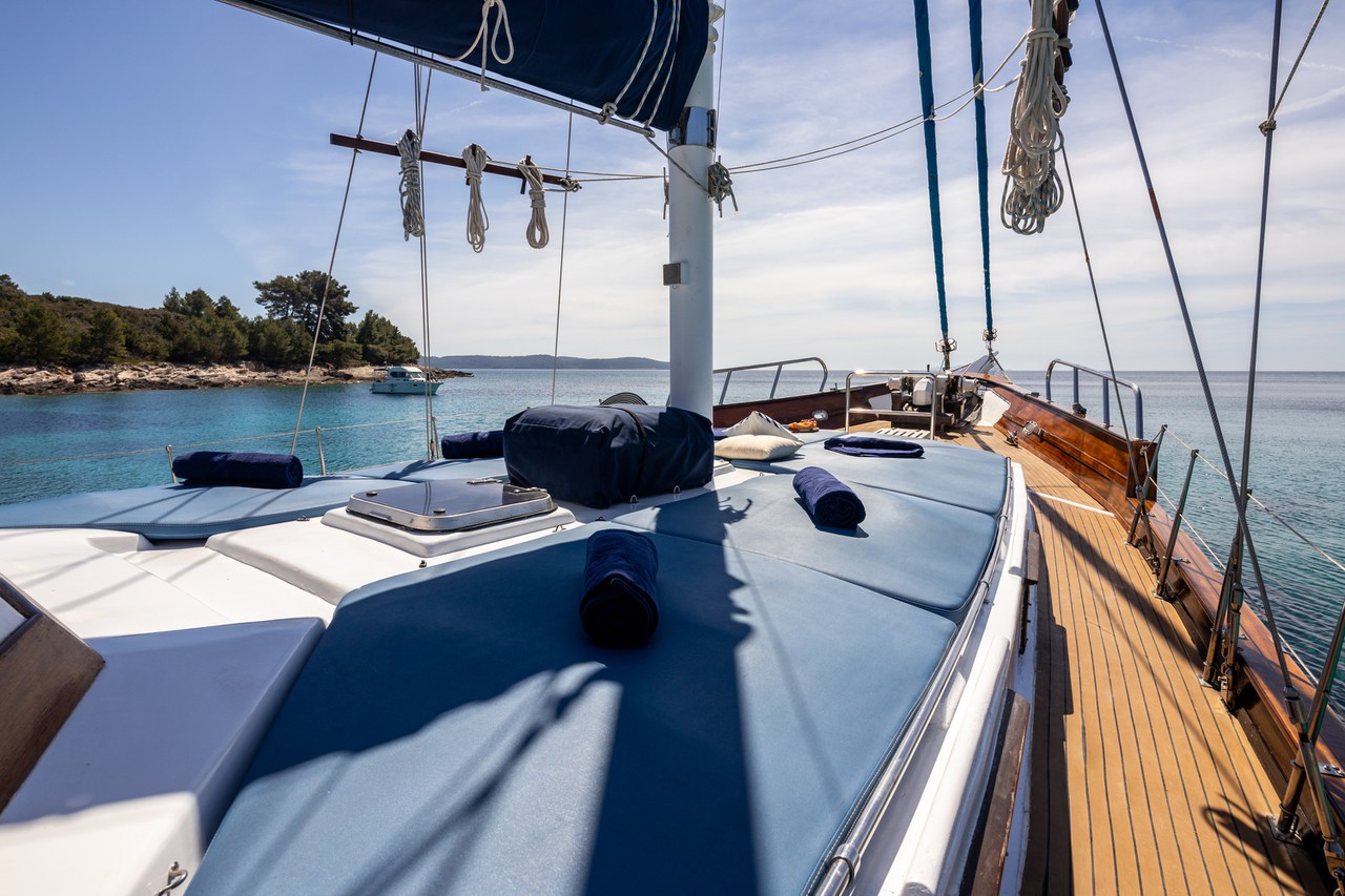 Photo #12 - Hera (Hera) in Split - 31074