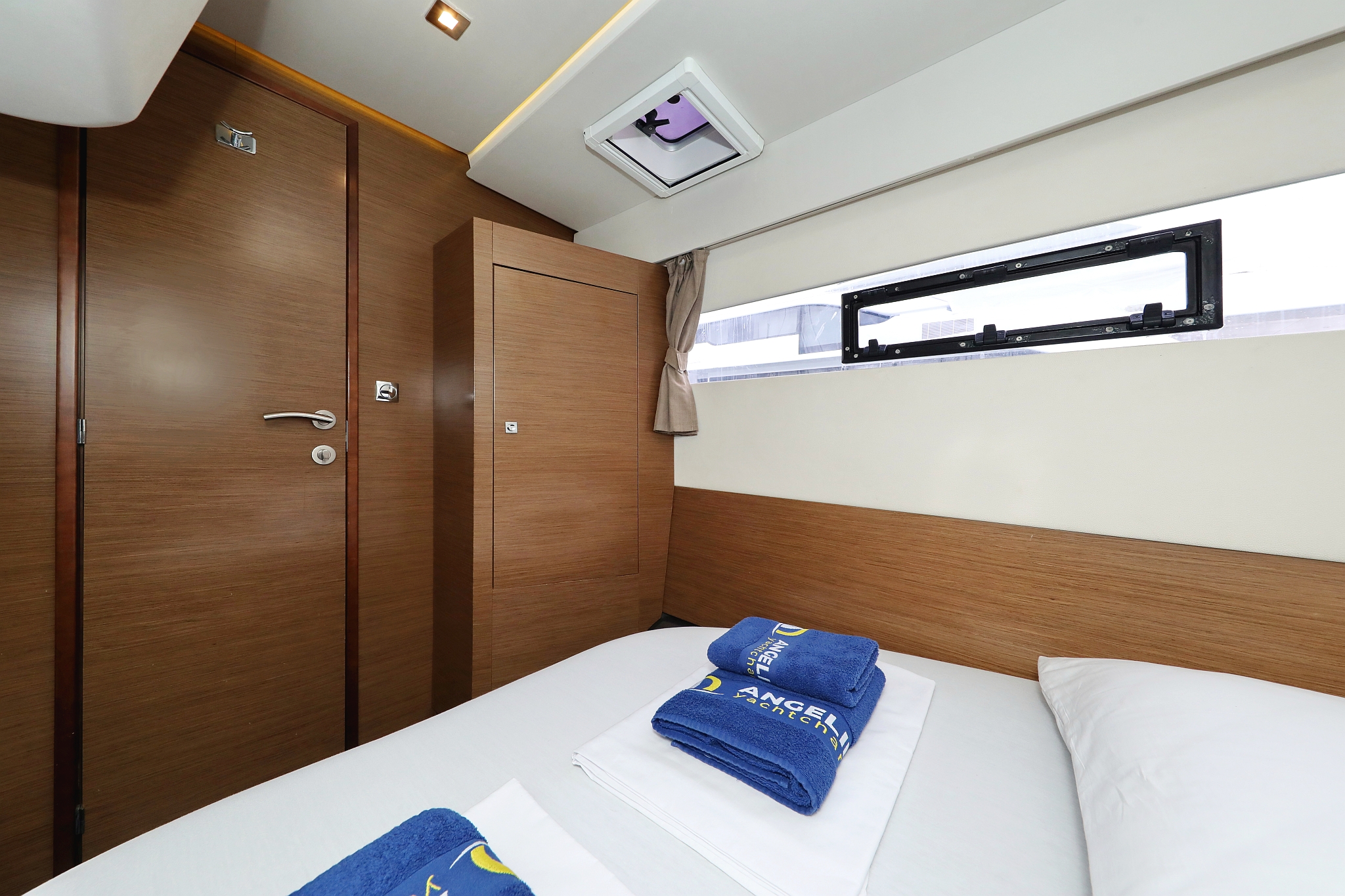 Photo #2 - Fountaine Pajot MY 37 (Dream Star) in Trogir - 31147