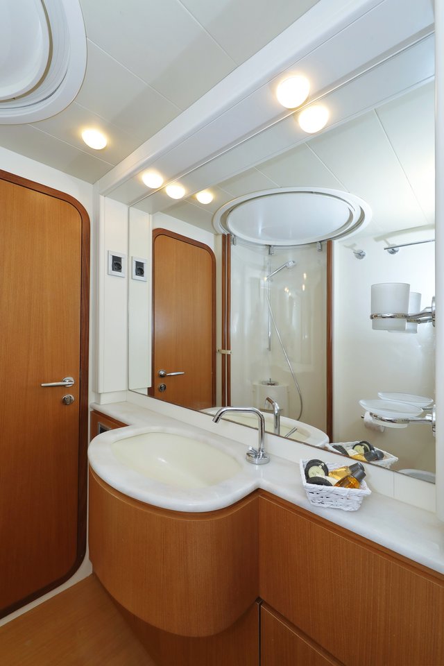 Photo #32 - Ferretti Yachts 681 (Dominique) en Split - 31211