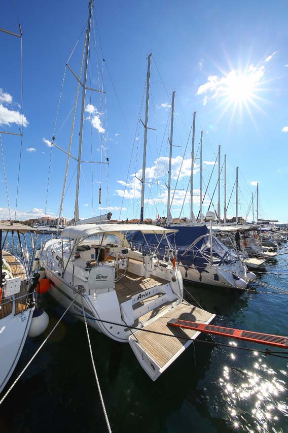 Photo #3 - Bavaria Cruiser 45 - 4 cab. (Aries) in Volos - 31226