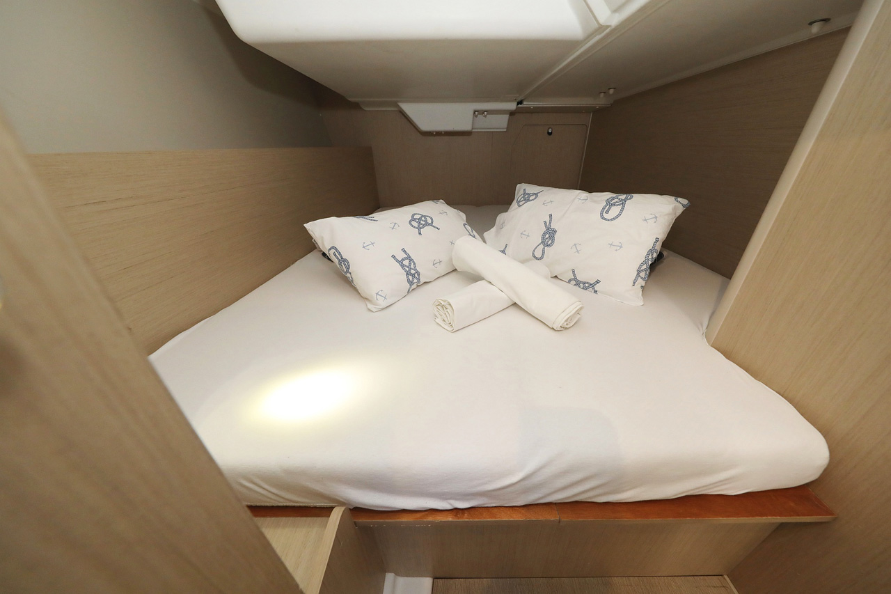 Photo #11 - Oceanis 38.1 (Angel07) in Biograd - 31228