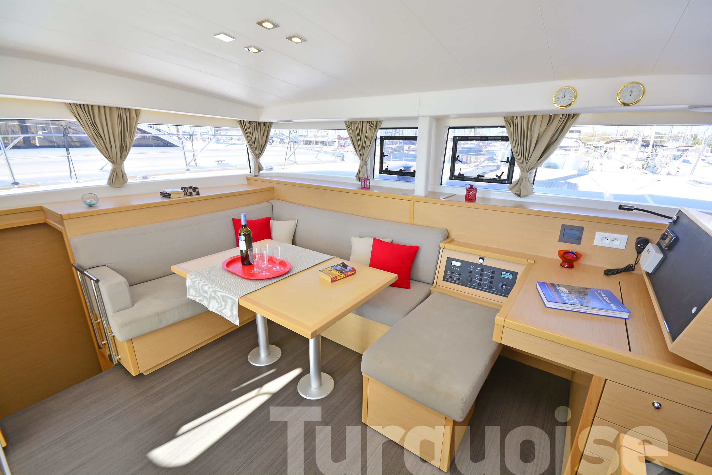 Photo #38 - Lagoon 400 S2 - 4 + 2 cab. (Turquoise) in Lavrion - 31238