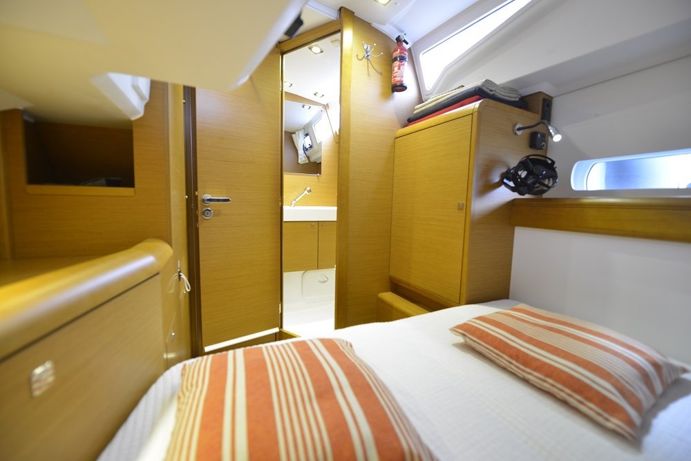 Photo #9 - Sun Odyssey 479 - 4 cab. (Norwegian wood) en Cecina - 31245