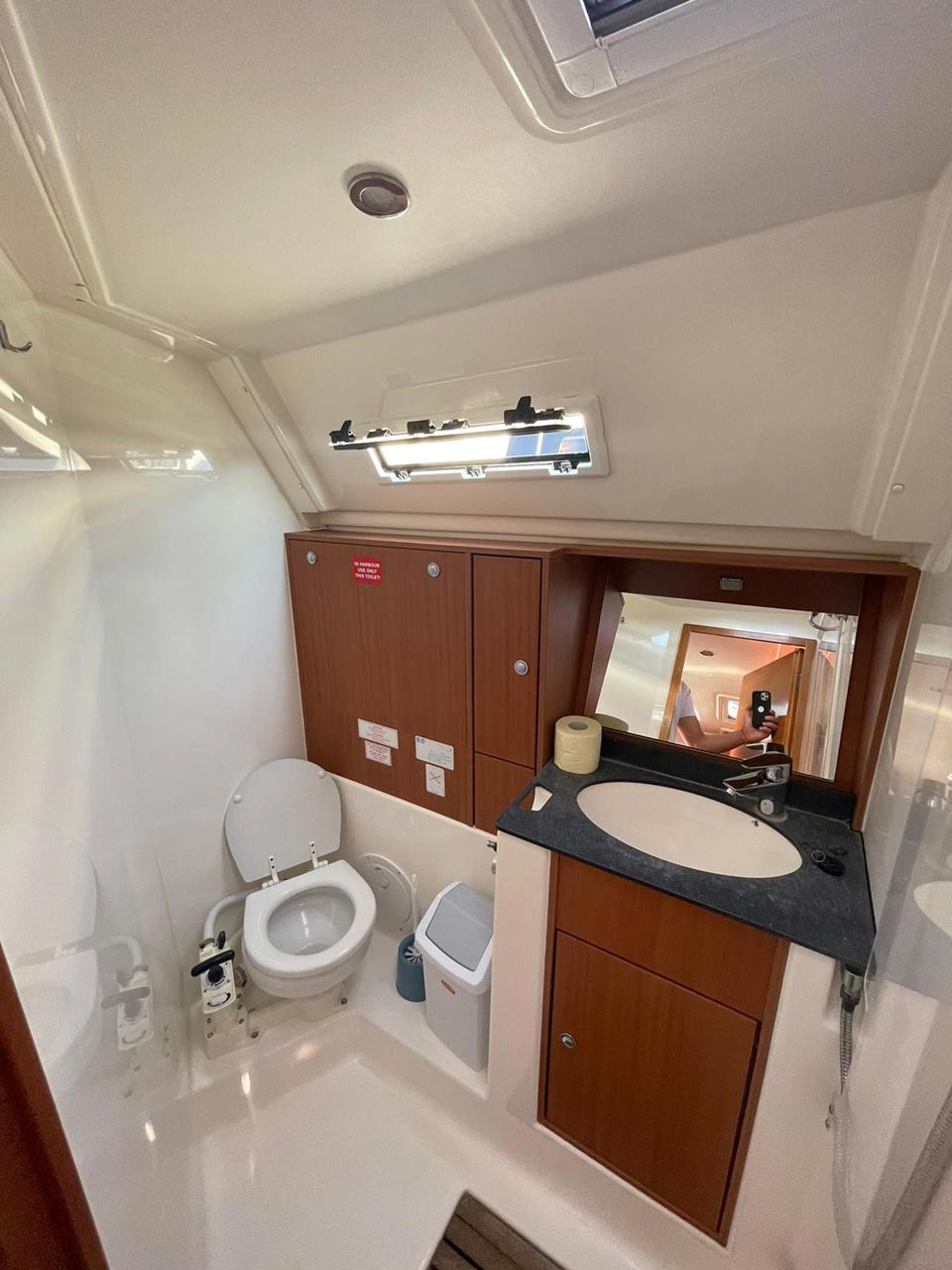 Photo #11 - Bavaria Cruiser 40 S (Allegro) in Murter - 31259
