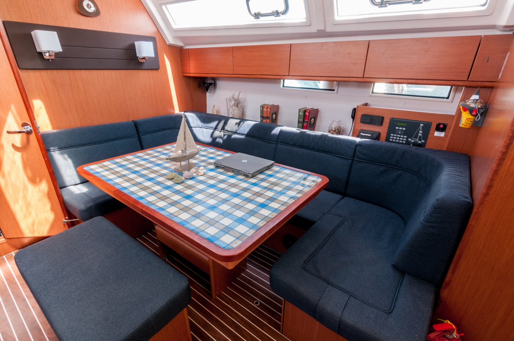 Photo #5 - Bavaria Cruiser 46 - 4 cab. (Ioli) in Athen - 31267