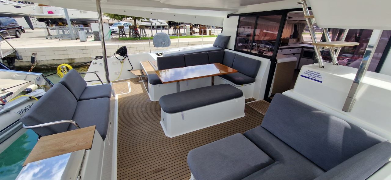 Photo #5 - Fountaine Pajot Elba 45 - 5 cab. (Sun Office) en Trogir - 31274