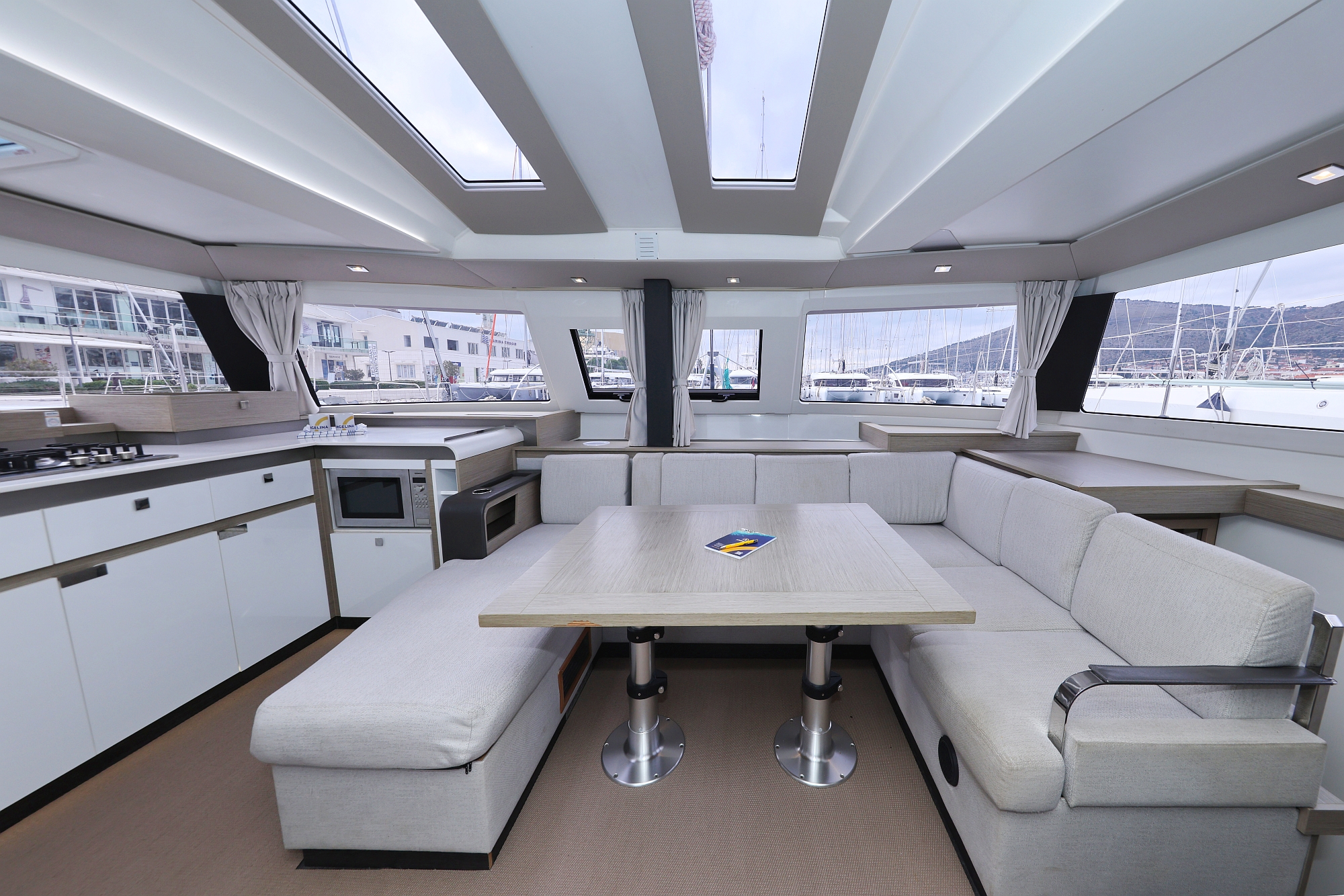 Photo #10 - Fountaine Pajot Elba 45 - 5 cab. (Sun Office) en Trogir - 31274