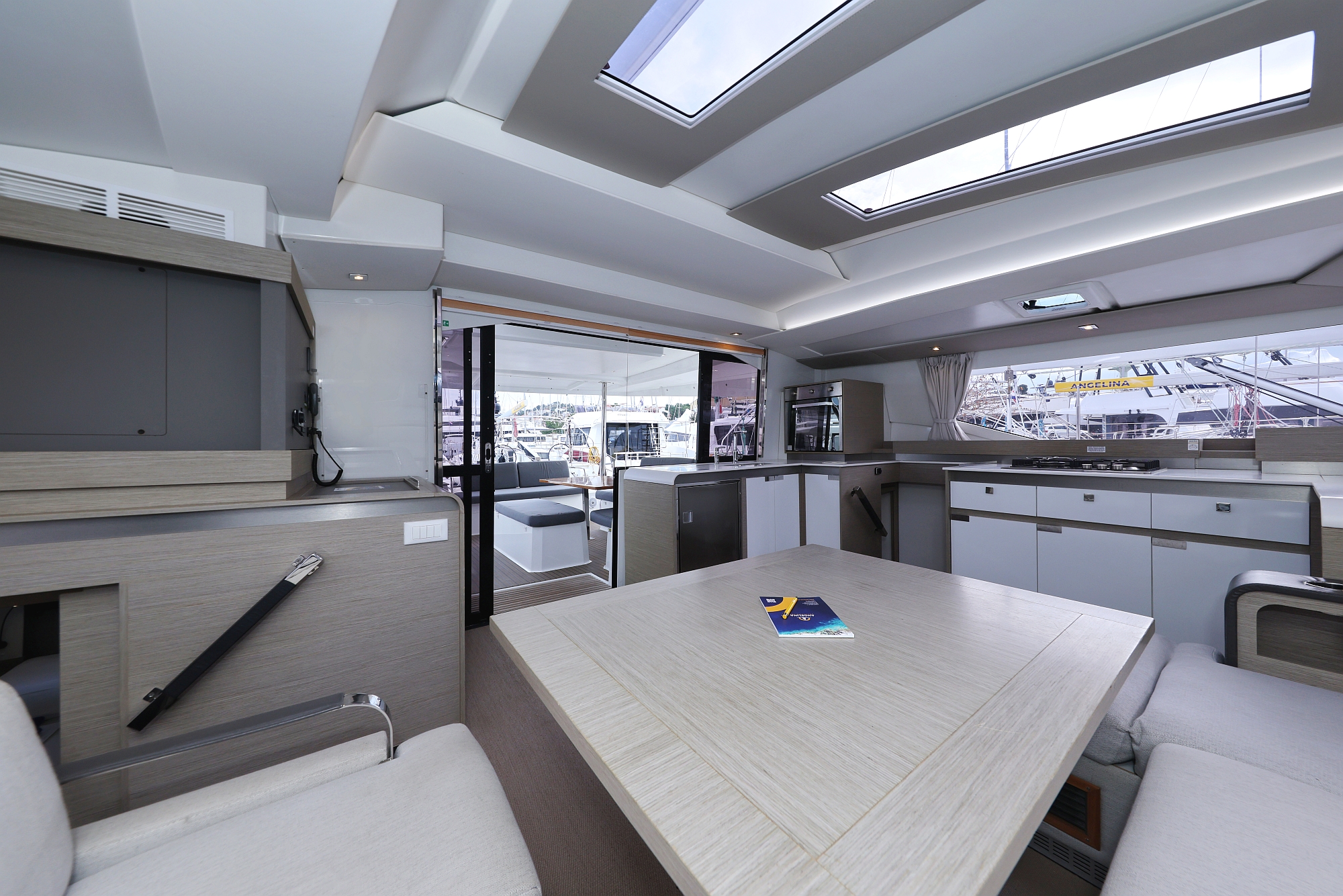 Photo #12 - Fountaine Pajot Elba 45 - 5 cab. (Sun Office) en Trogir - 31274