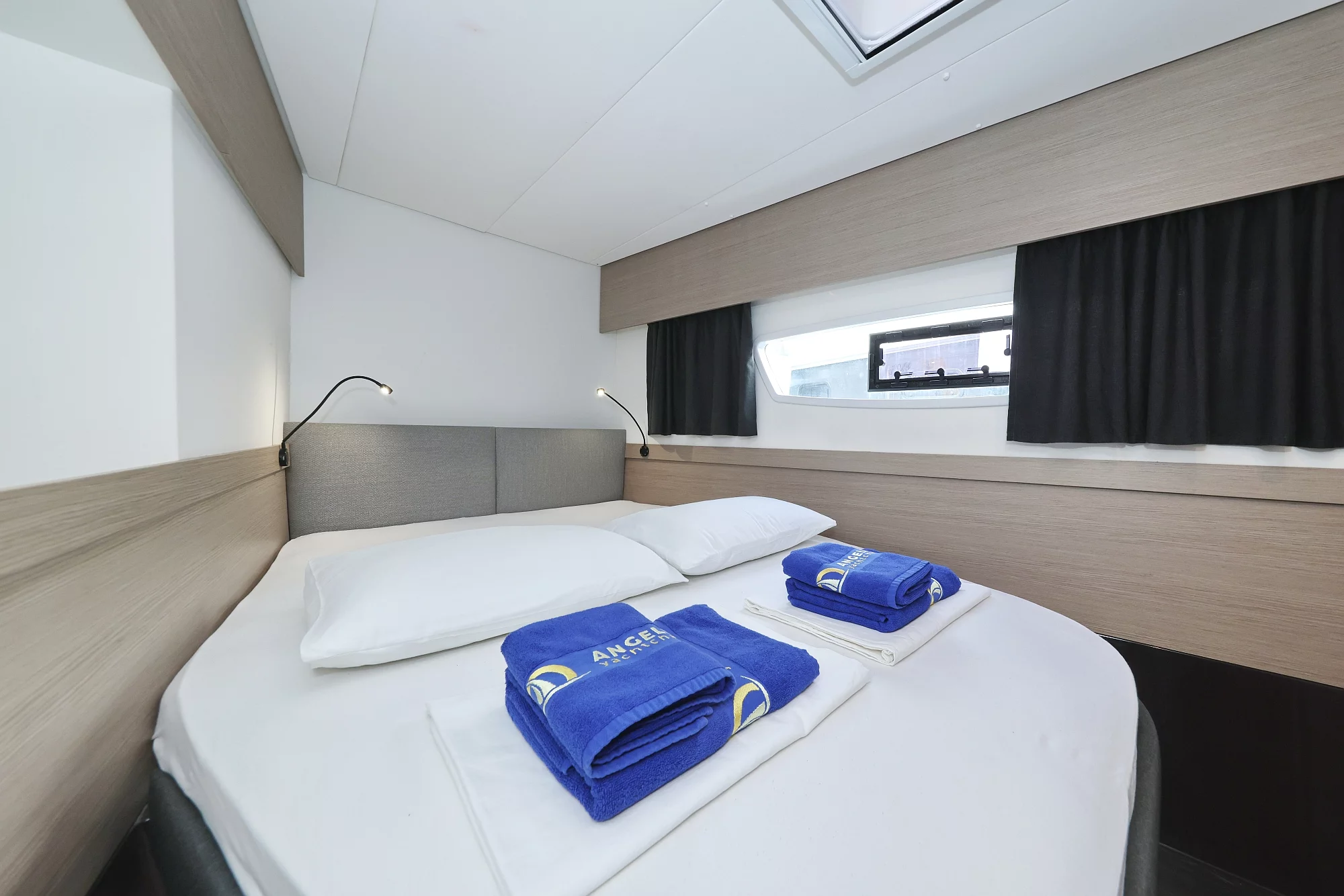 Fountaine Pajot Elba 45 - 5 cab. (Sun Office)  - 25