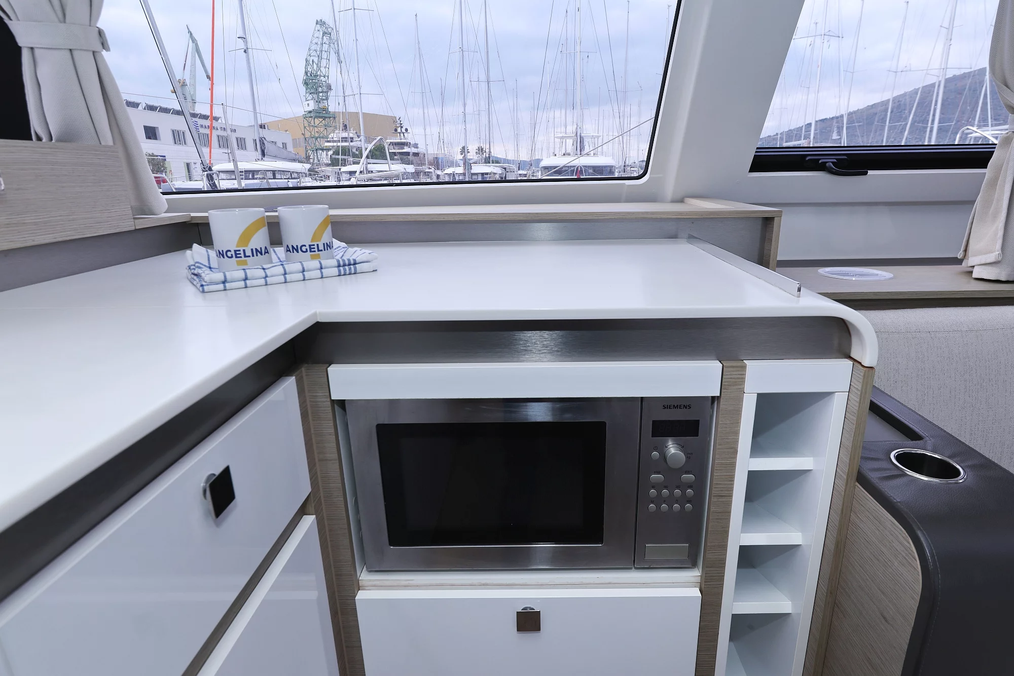 Fountaine Pajot Elba 45 - 5 cab. (Sun Office)  - 37