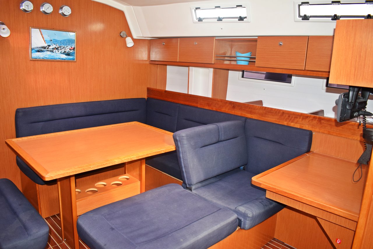 Photo #9 - Bavaria Cruiser 45 - 4 cab. (Tiha) en Kastela - 31286