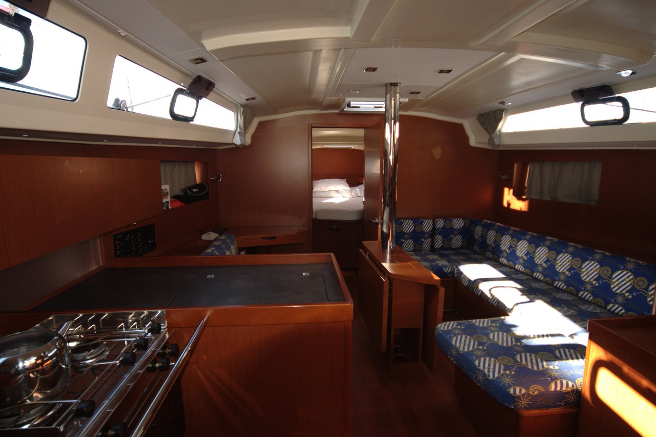 Photo #18 - Oceanis 41.1 (Dragut S) in Turgutreis - 31293