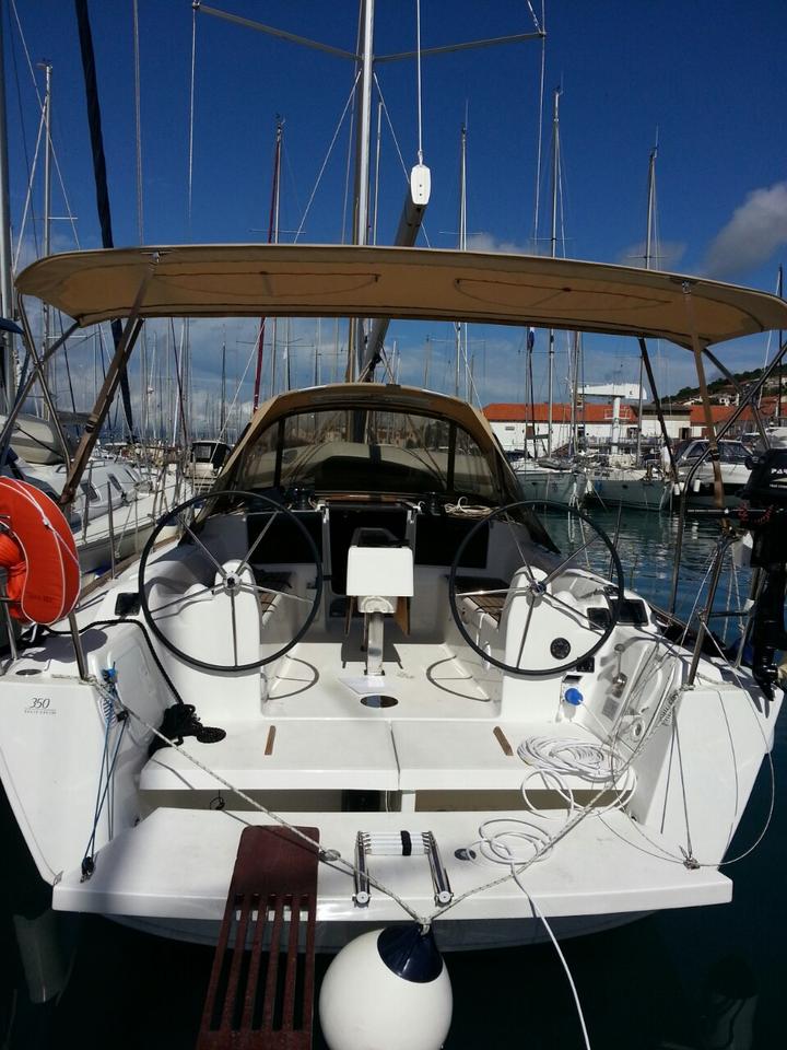 Photo #4 - Dufour 350 GL (Sinica) in Trogir - 31294