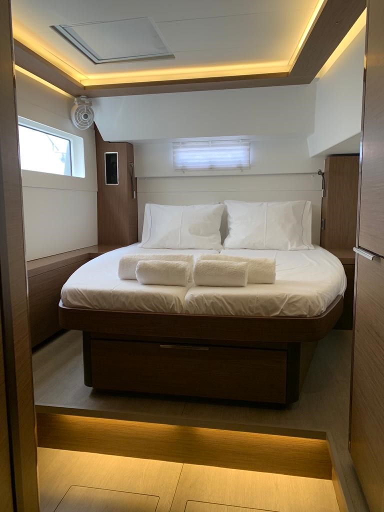 Photo #15 - Lagoon 46 - 4 + 2 cab. (White Pearl) in Athen - 31301