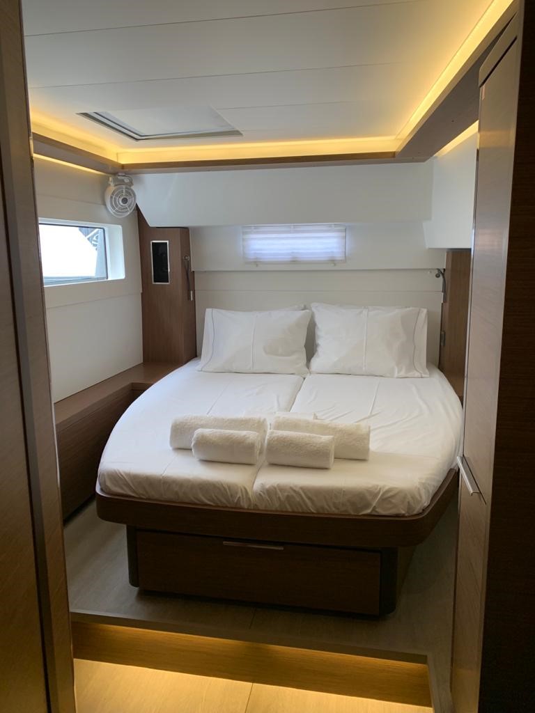 Photo #20 - Lagoon 46 - 4 + 2 cab. (White Pearl) in Athen - 31301
