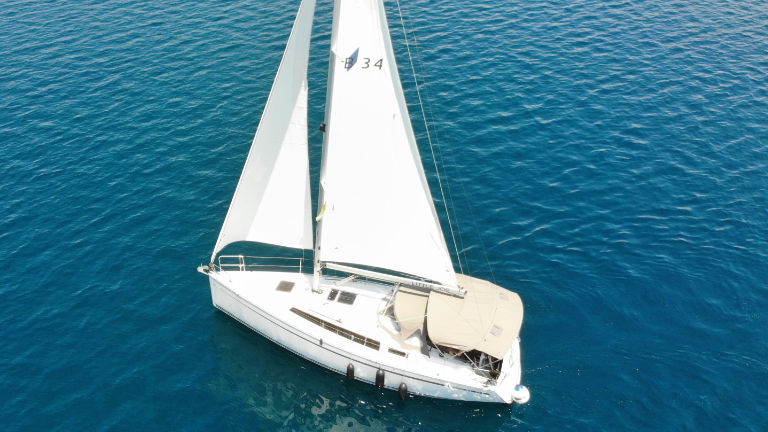 Photo #8 - Bavaria Cruiser 34 - 2 cab. (Little Joe) in Rogoznica - 31325