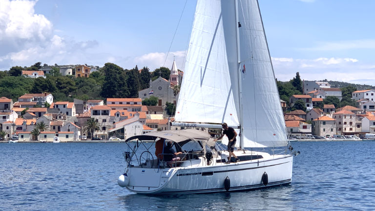Photo #10 - Bavaria Cruiser 34 - 2 cab. (Little Joe) in Rogoznica - 31325