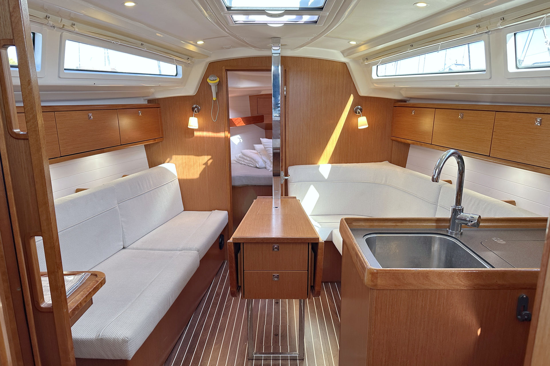 Photo #11 - Bavaria Cruiser 34 - 2 cab. (Little Joe) in Rogoznica - 31325